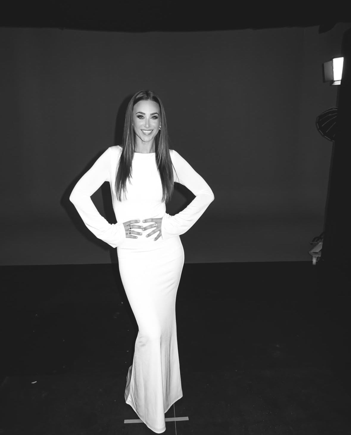 Tarna White Slinky Maxi Kjóll