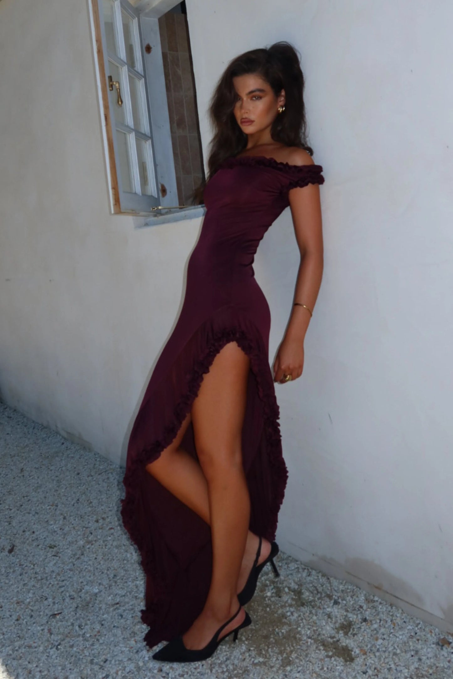 Arielle Ruffle Midi Kjóll