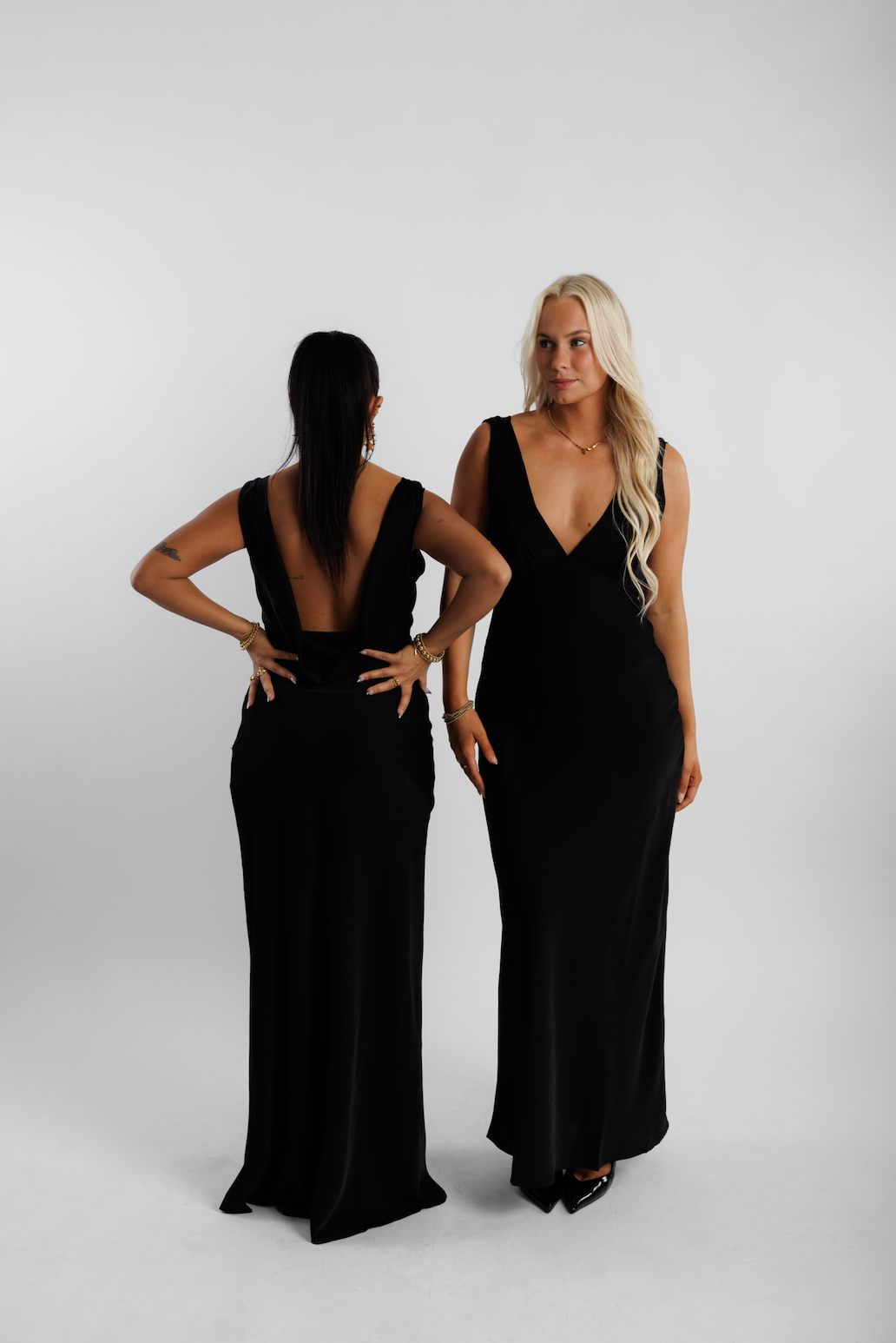 Nadia svartur maxi kjóll