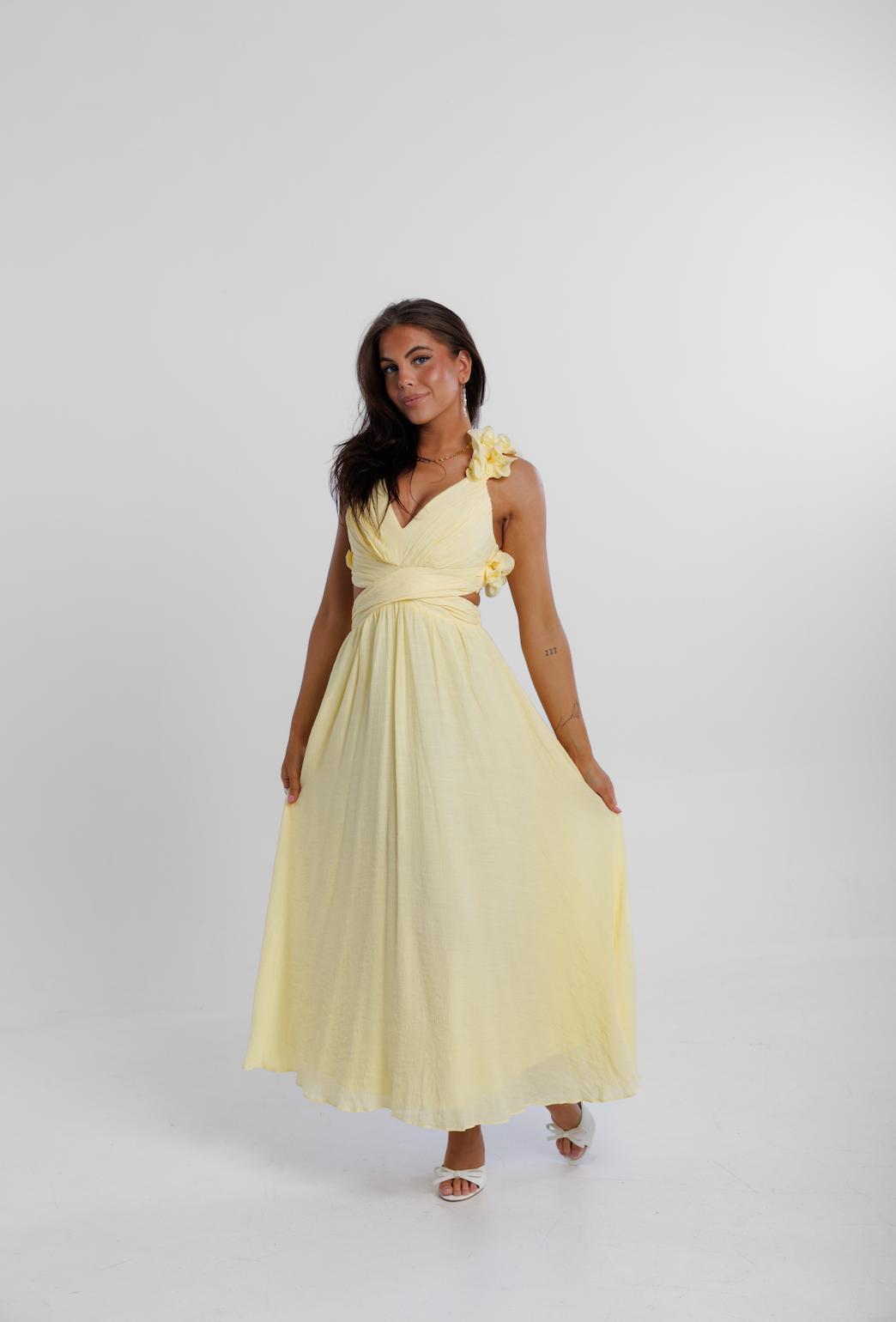 Ruffle maxi kjóll (petite)