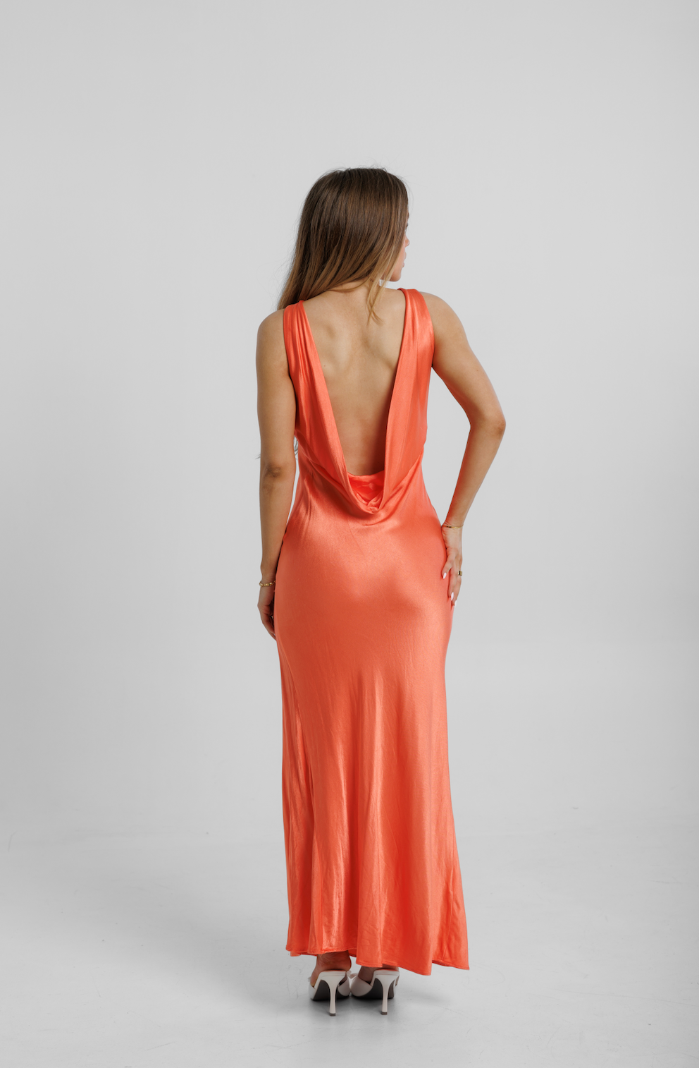 Satin Apricot maxi kjóll